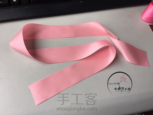 2-粉色系新娘手捧花 第9步