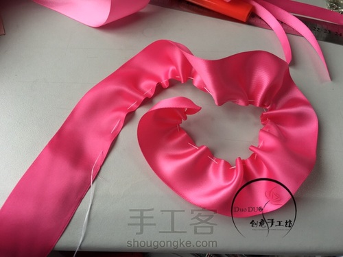 2-粉色系新娘手捧花 第38步