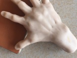 用守艺2号泥和铝丝制作一个可以摆各种造型的手