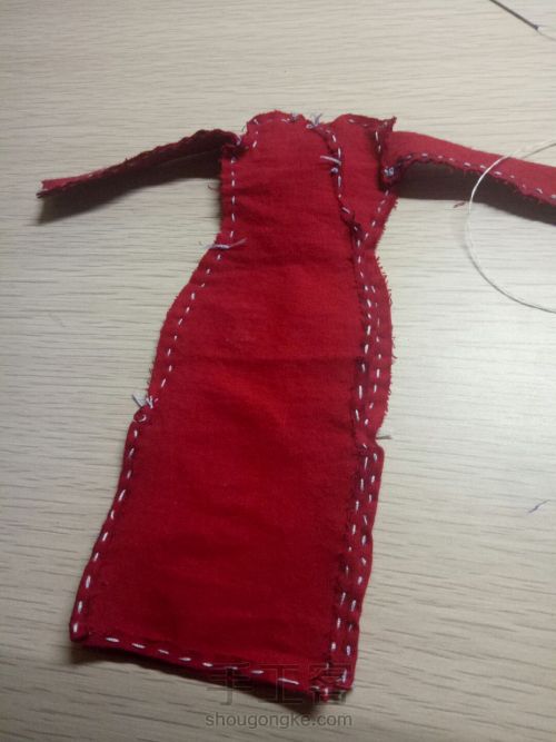 六分娃衣——红色旗袍 第6步