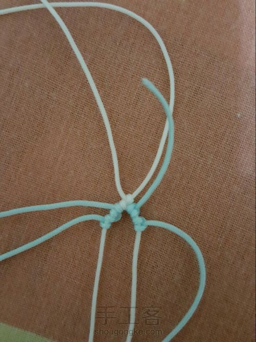 【冰】超级简单小清新的斜卷结手绳 第3步