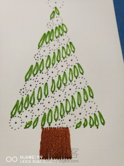 纸刺绣圣诞树 第7步