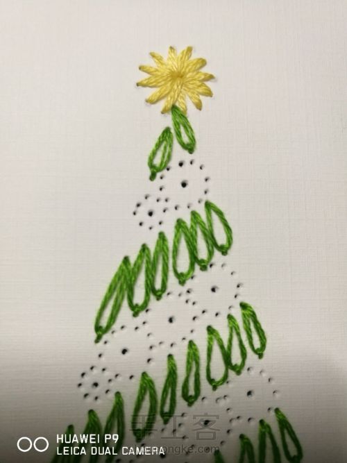 纸刺绣圣诞树 第8步