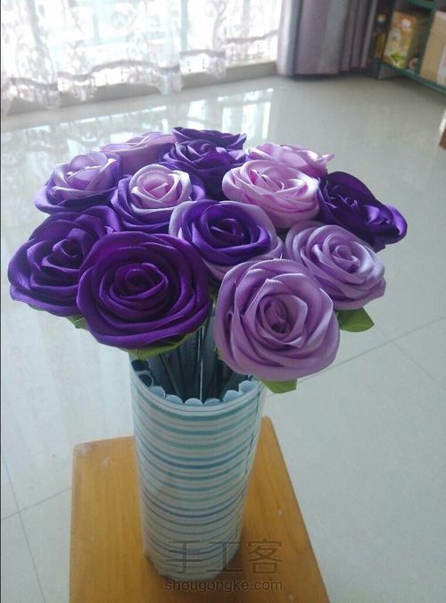 可以插花瓶的玫瑰花 第24步