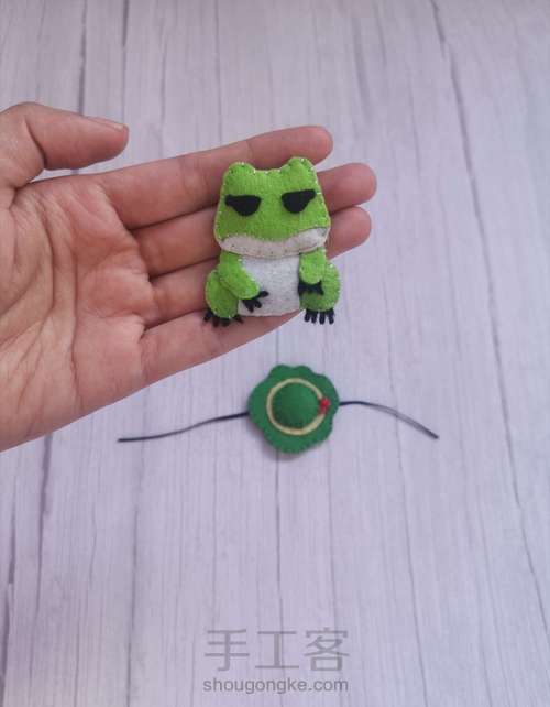 风靡一时的旅行青蛙钥匙圈挂件 第16步