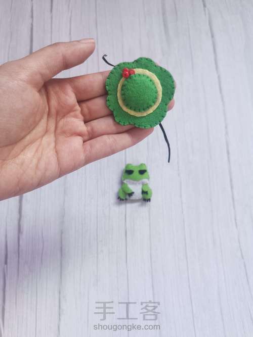 风靡一时的旅行青蛙钥匙圈挂件 第17步