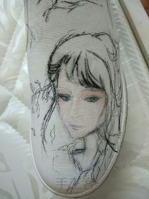 手绘鞋⊙﹏⊙ 第5步