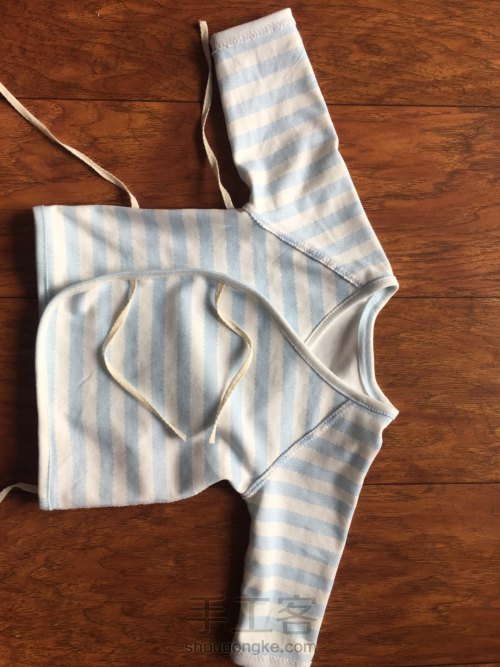 新生儿系带和尚服 第17步