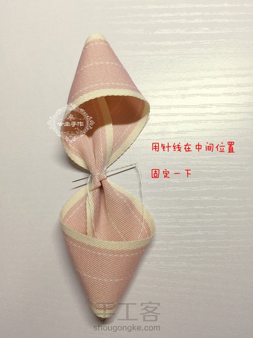 【公主手作】韩版布艺可爱双层蝴蝶结发圈制作教程 第10步