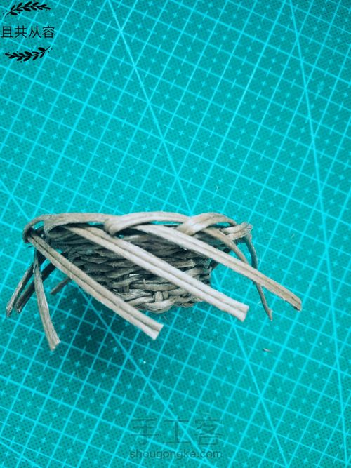 从容·迷你纸藤礼帽 第11步