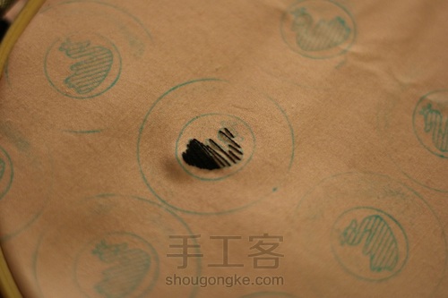 手工刺绣黑天鹅 第6步