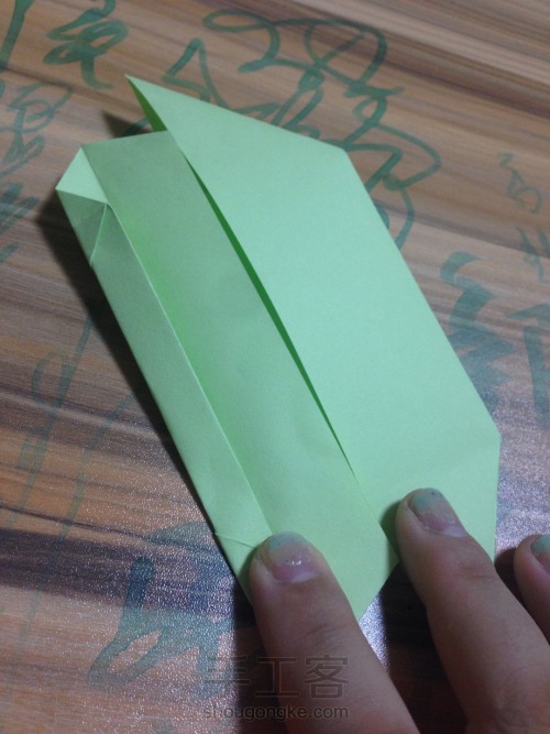 四叶草折纸 第9步