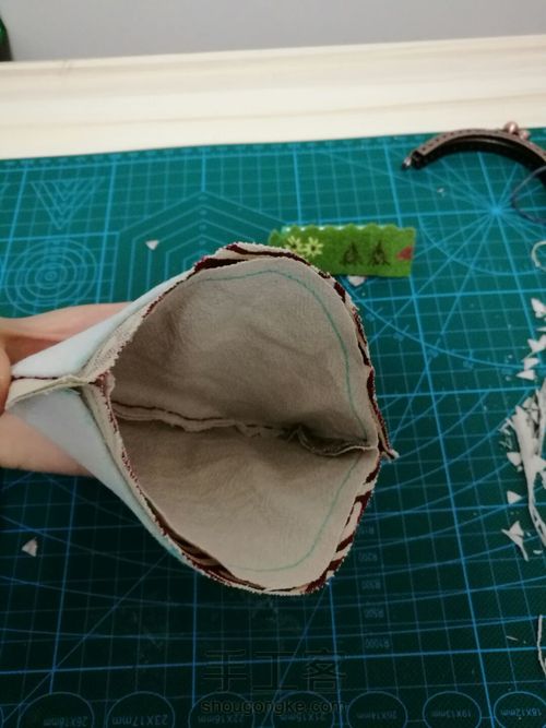 【收纳控】两片圆形口金之波纹圈圈 第12步