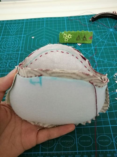 【收纳控】两片圆形口金之波纹圈圈 第15步