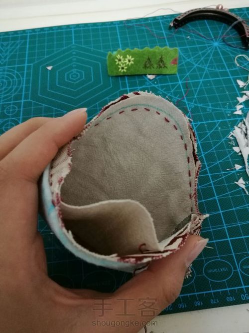 【收纳控】两片圆形口金之波纹圈圈 第16步