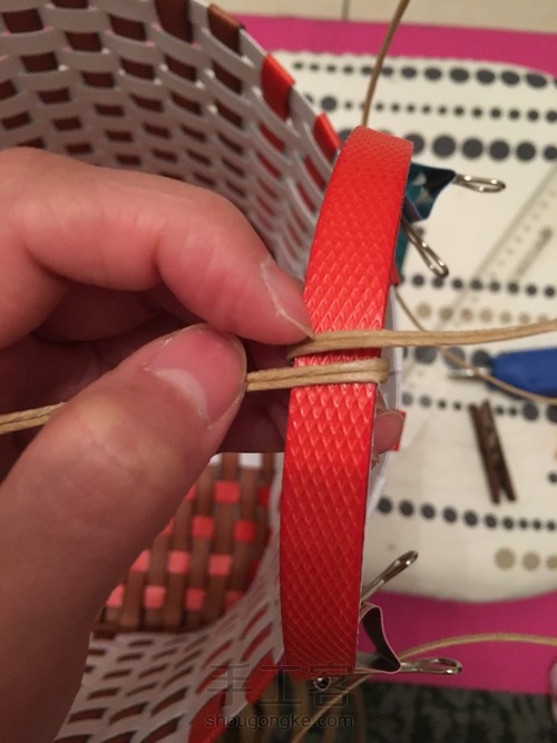 pp带编织买菜篮 第10步