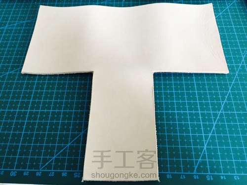 简易皮雕小钱包夹 第2步