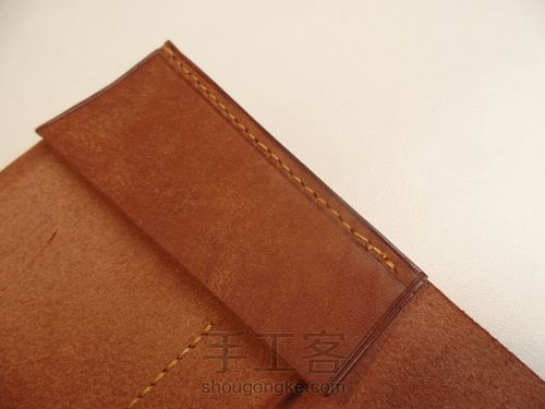 复古感浓郁的长夹 第18步