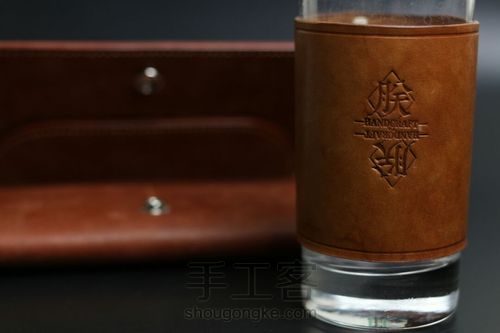 复古感浓郁的长夹 第33步