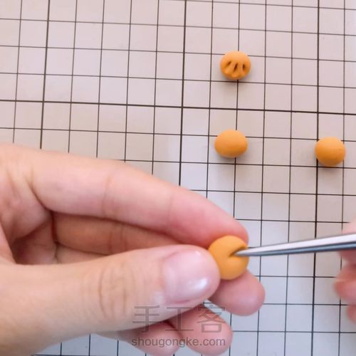 小狮子粘土教程 第5步