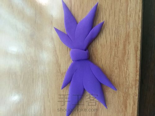 三种式样简单蝴蝶结 第13步