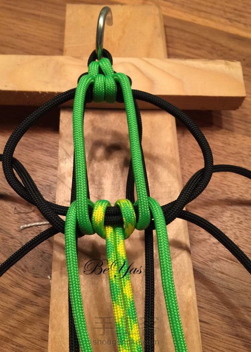 伞绳 鳄鱼 转载外网教程 第4步