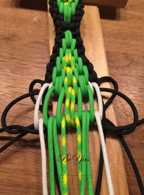 伞绳 鳄鱼 转载外网教程 第16步