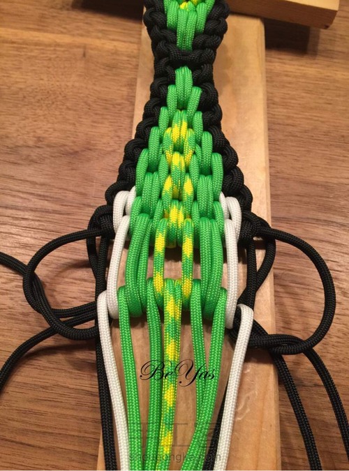 伞绳 鳄鱼 转载外网教程 第17步