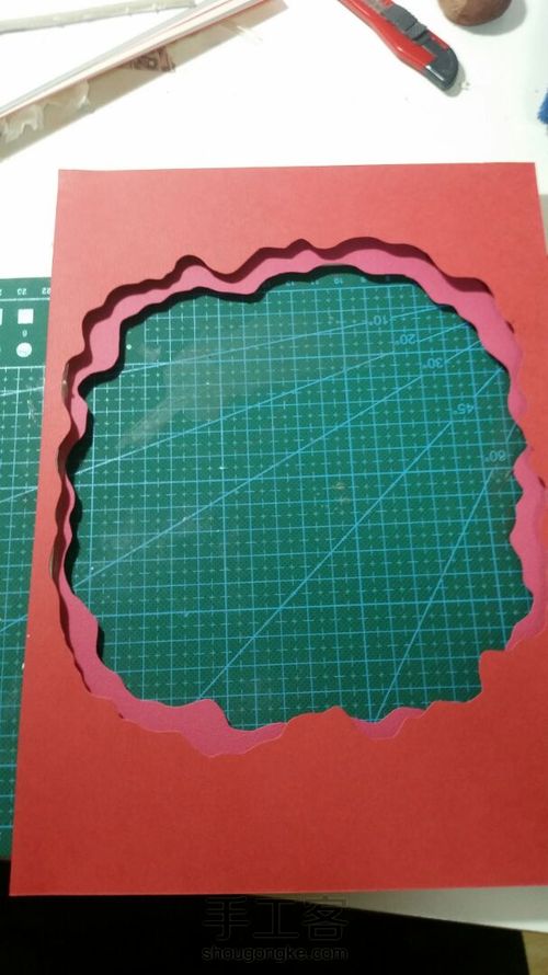 渐变色纸雕《萤烛之辉》 第13步