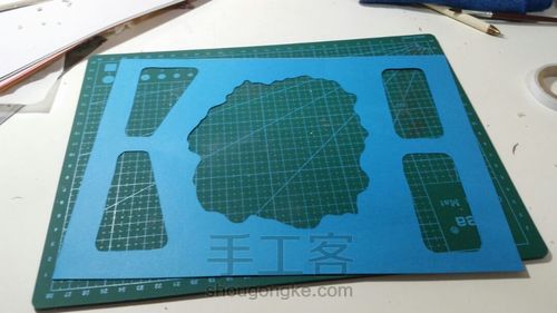 渐变色纸雕《萤烛之辉》 第6步