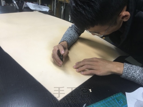 手工皮雕中国风装饰画 第1步