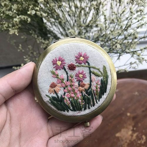 刺绣手工镜子 第11步