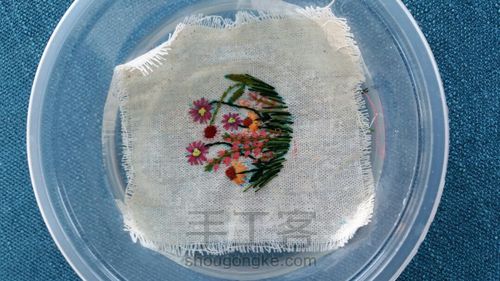 刺绣手工镜子 第3步