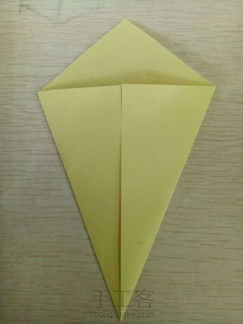 折纸 基础形
(1).风筝基础形 第3步
