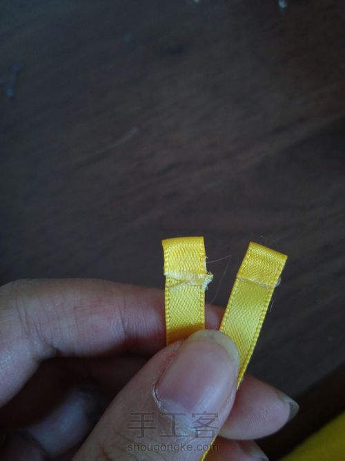 洛丽塔简易蝴蝶结教程 第14步