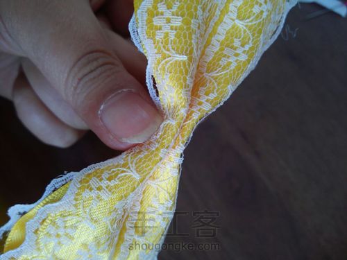 洛丽塔简易蝴蝶结教程 第6步