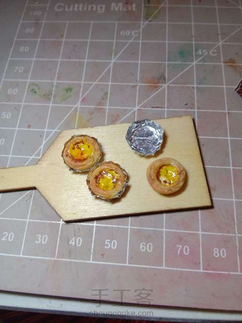 用树脂粘土做的葡式蛋挞 第3步