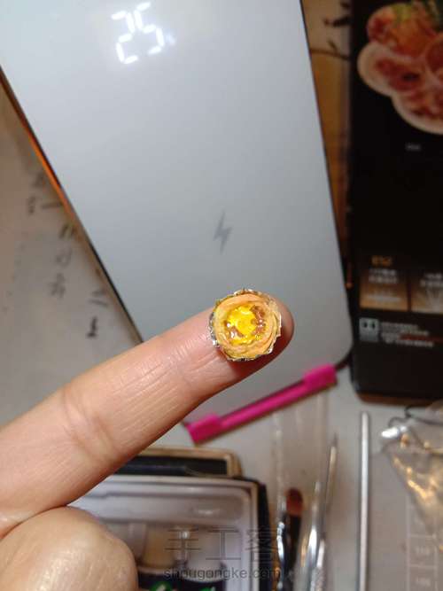用树脂粘土做的葡式蛋挞 第4步