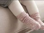 （转载）超详细钩针教程，帮宝宝织双毛线袜，温暖可爱小脚丫。