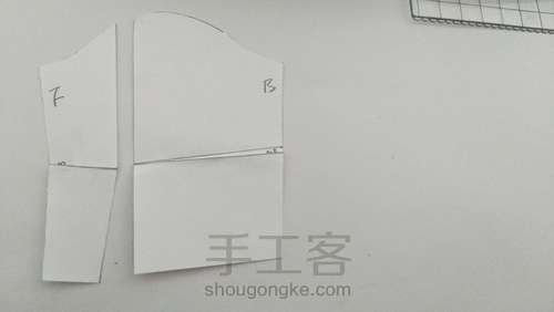 娃娃西装外套 第4步