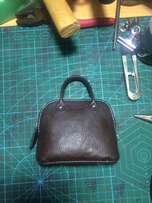 公文包缩小版零钱包制作 第13步