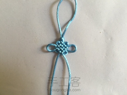 套色盘长结 第2步