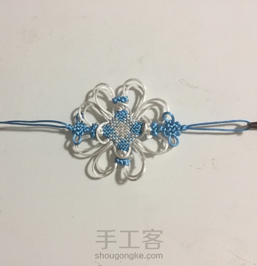 套色盘长结 第15步