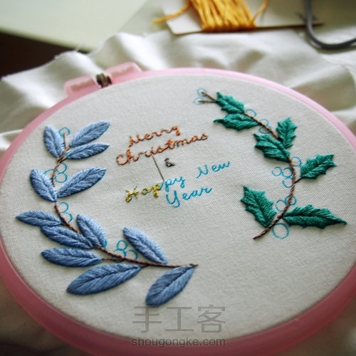 圣诞新年款糖果色冬青花环刺绣 第12步