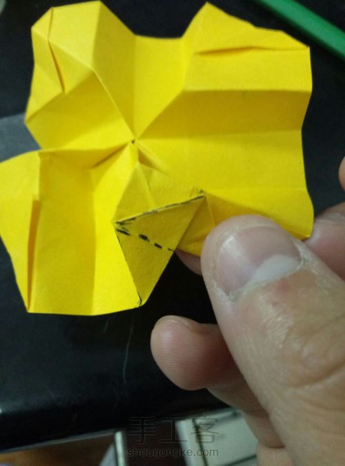 最详细川崎玫瑰折纸教程，折一朵不会凋谢的浪漫 第44步
