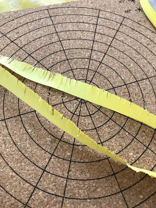 衍纸菊花 第1步