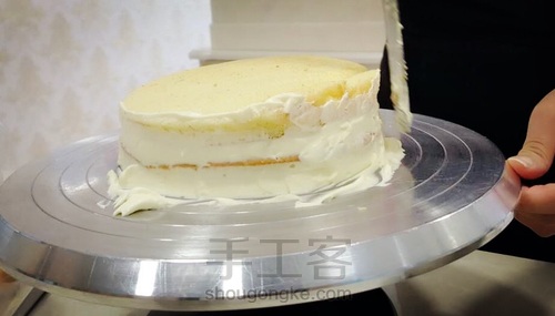 简单又可爱的熊本熊生日蛋糕 第4步