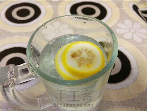 露珠教你做柠檬汽水 第3步