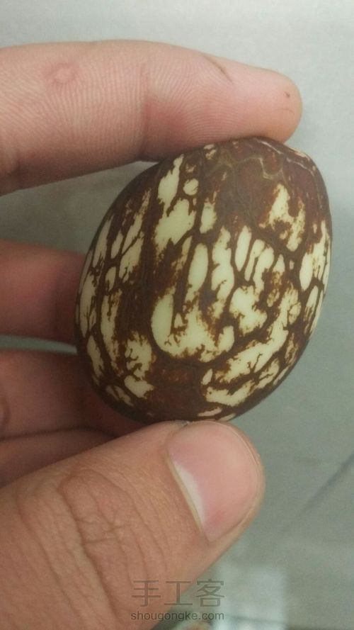 象牙果嵌科檀粉刻字 第1步