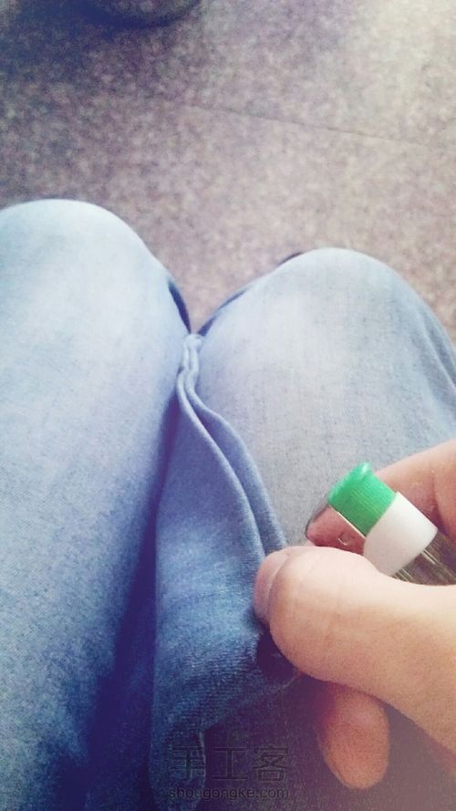 牛仔裤，裤脚小包包！！！！ 第3步